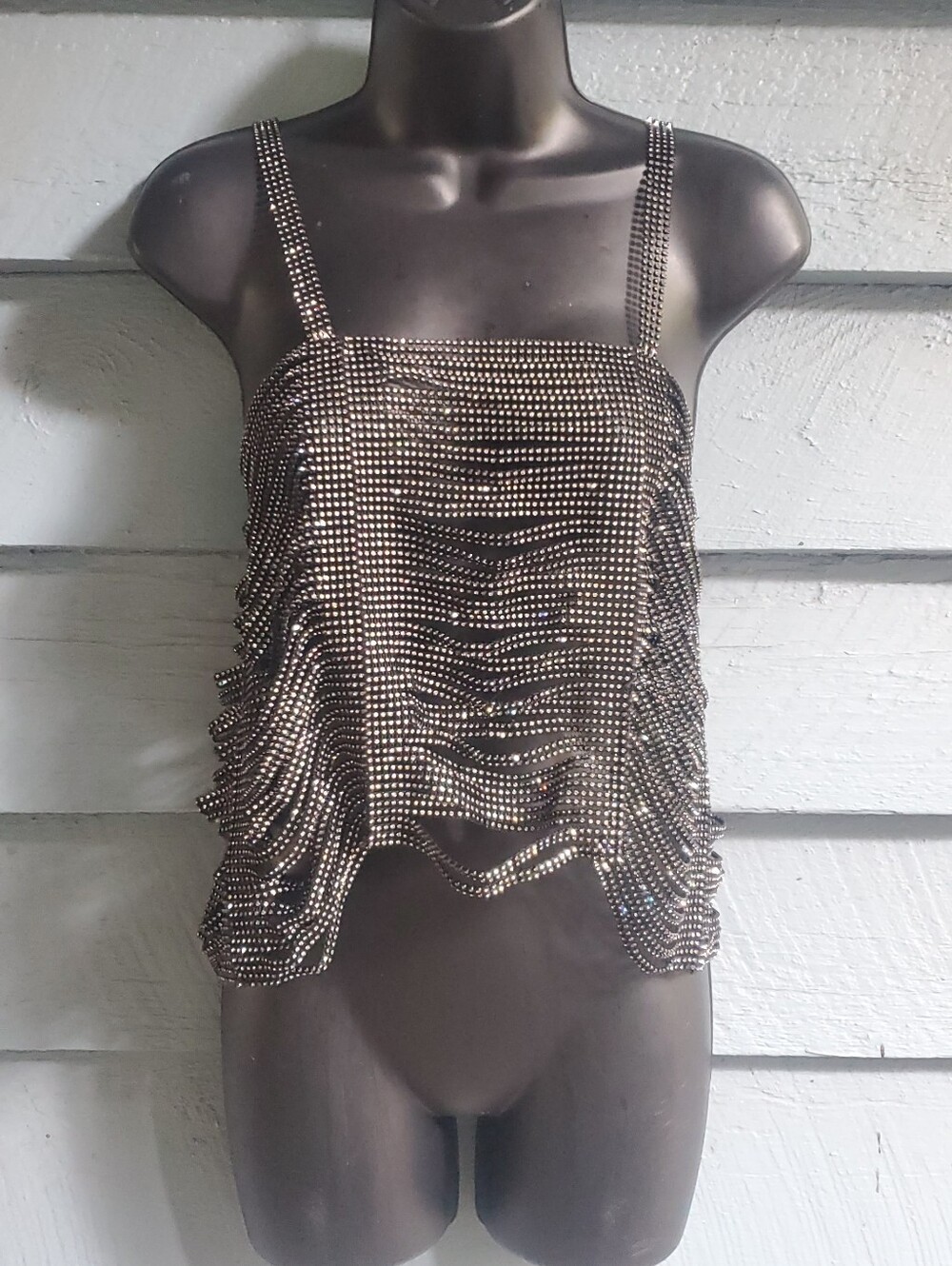 Chainmail-Inspired Metallic Black Crop Tank Top